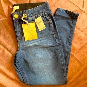 Democracy women’s size 14 jeans New with Tags